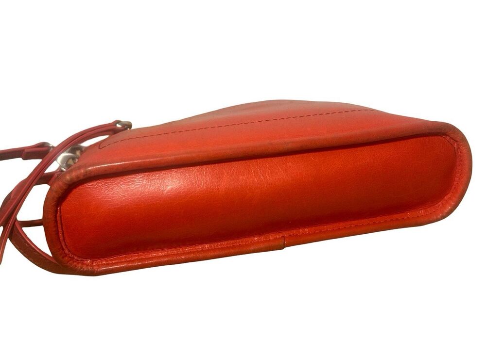 HOBO Cadence Leather Convertible Purse - Picture 7 of 9